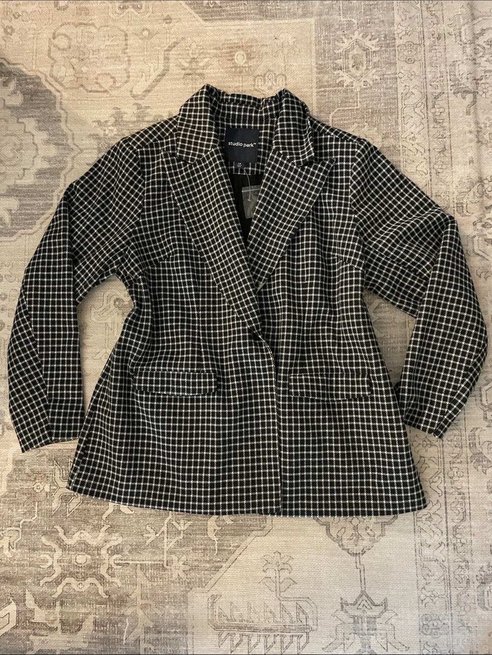 Studio Black & White Windowpane Blazer